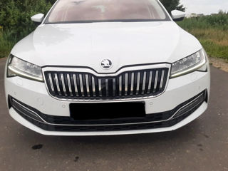 Skoda Superb foto 3