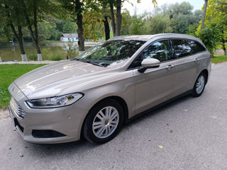 Ford Mondeo foto 1