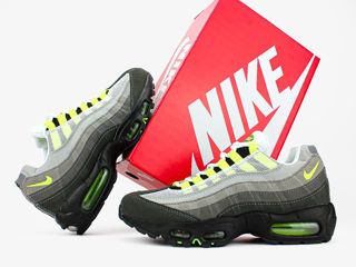 Nike Air Max 95 OG Neon foto 4