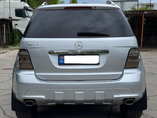 Mercedes M-Class foto 5