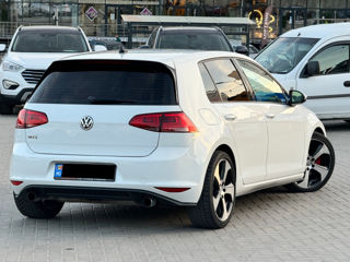 Volkswagen Golf foto 5