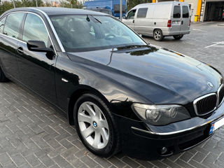 BMW 7 Series foto 2