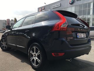 Volvo XC60 foto 5