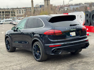 Porsche Cayenne foto 9