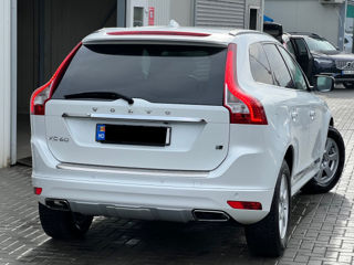 Volvo XC60 foto 3