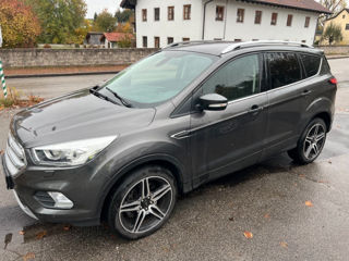 Ford Kuga foto 2