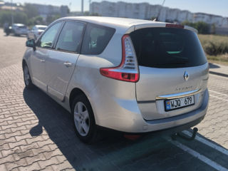 Renault Grand Scenic foto 3