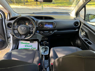 Toyota Yaris foto 5