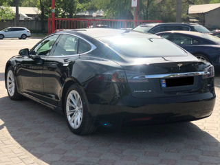 Tesla Model S foto 4