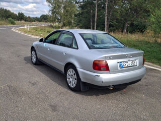 Audi A4 foto 5