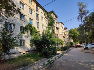 2-х комнатная квартира, 47 м², Скулянка, Кишинёв