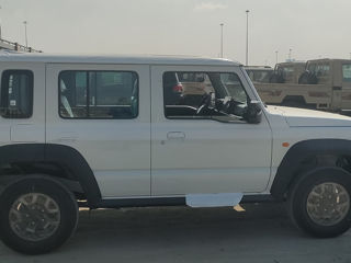 Suzuki Jimny foto 8