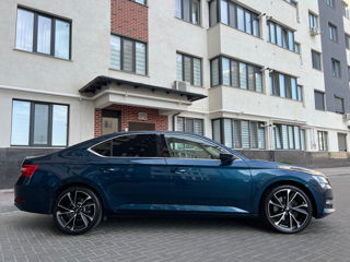 Skoda Superb foto 5