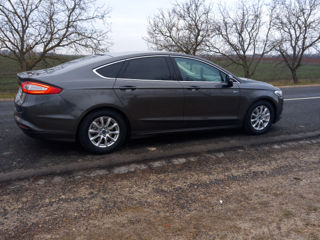 Ford Mondeo foto 4