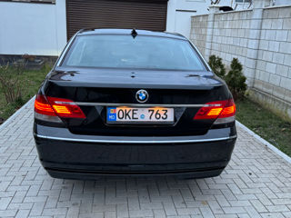 BMW 7 Series foto 3