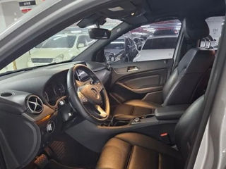 Mercedes B-Class фото 8