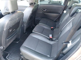 Renault Grand Scenic foto 9