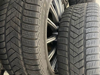 Pirelli 245 45 19 Tesla S foto 5