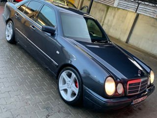 Mercedes E-Class