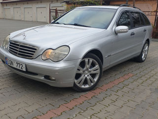 Mercedes C-Class