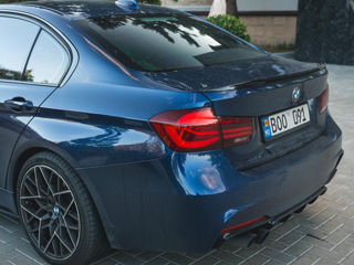 BMW 3 Series foto 5