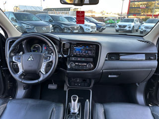 Mitsubishi Outlander foto 8