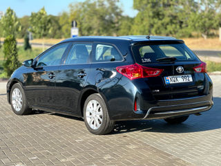 Toyota Auris foto 4