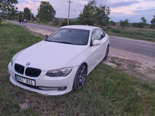 BMW 3 Series Coupe foto 2