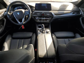 BMW 5 Series foto 8