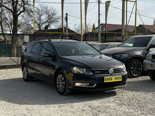 Volkswagen Passat foto 3