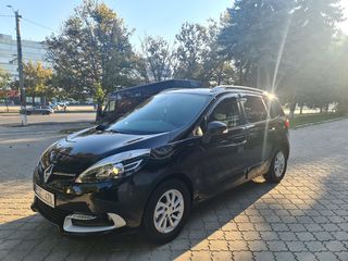 Renault Grand Scenic foto 2