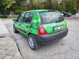 Renault Clio foto 3