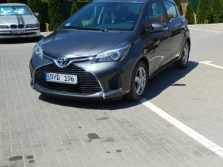 Toyota Yaris foto 10