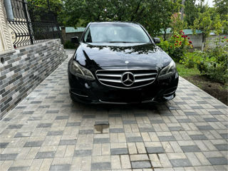 Mercedes E-Class foto 4