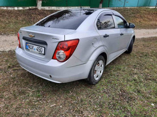 Chevrolet Aveo фото 7