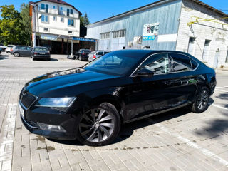 Skoda Superb foto 4