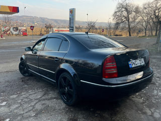 Skoda Superb foto 4