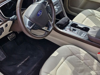 Ford Fusion foto 7