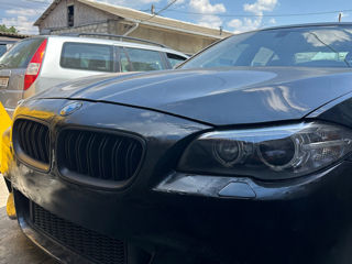 BMW 5 Series foto 3