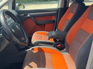 Volkswagen Touran фото 4
