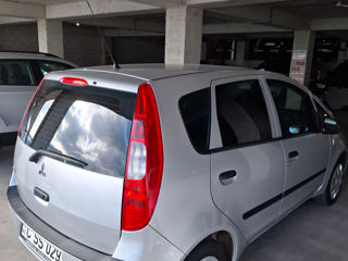 Mitsubishi Colt foto 3