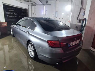 BMW 5 Series foto 5