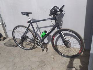 Велосипед фирмы specialized sirrus expert . foto 3