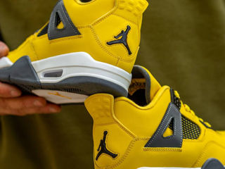 Nike Air Jordan 4 Retro Yellow Unisex foto 5