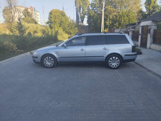 Volkswagen Passat foto 3