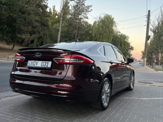 Ford Fusion foto 1