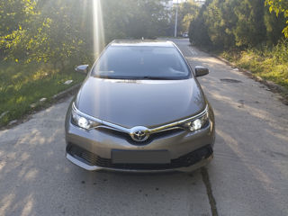 Toyota Auris foto 2