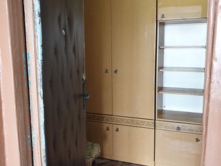 Ap. 1 cam., 28 м², 5/5 et.