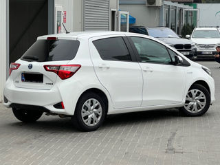 Toyota Yaris foto 3