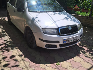 Skoda Fabia foto 2